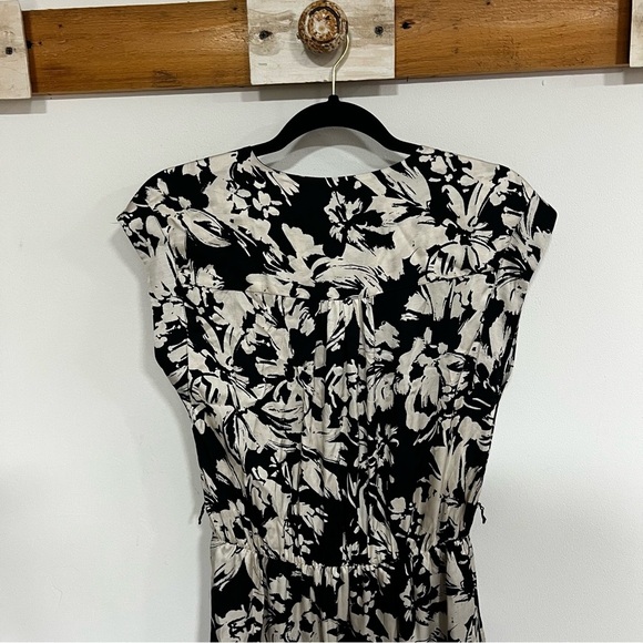 Evereve Winona Satin Floral Midi Dress - Picture 12 of 15